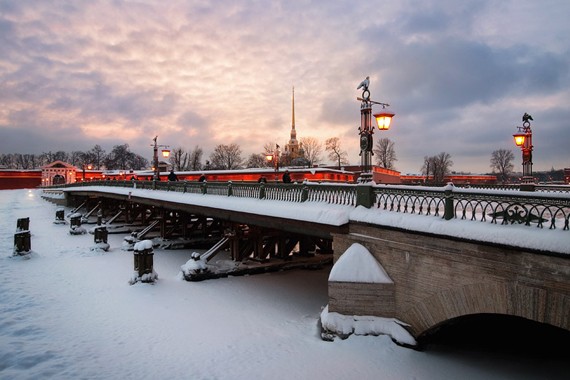 il ponte Ioannovsky San Pietroburgo